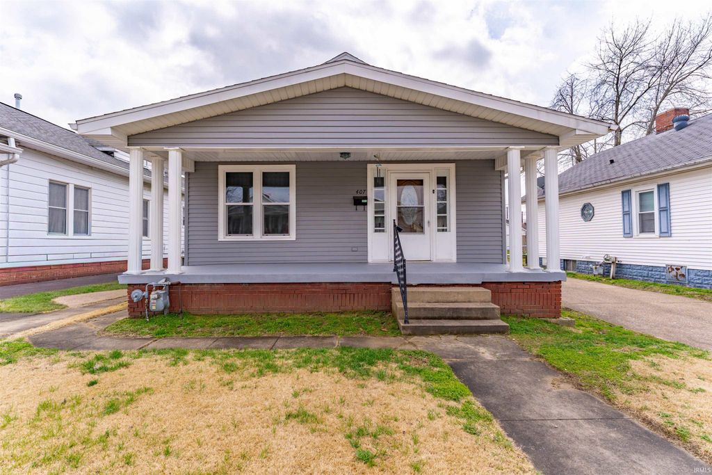 Photo of 407 Richardt Avenue, Evansville, IN 47711 (MLS # 202607969)