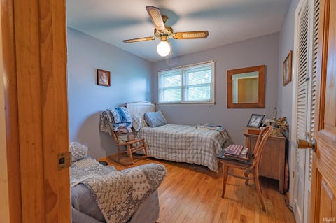 Tiny photo for 330 E 10th Street, Jonesboro, IN 46938 (MLS # 202620408)