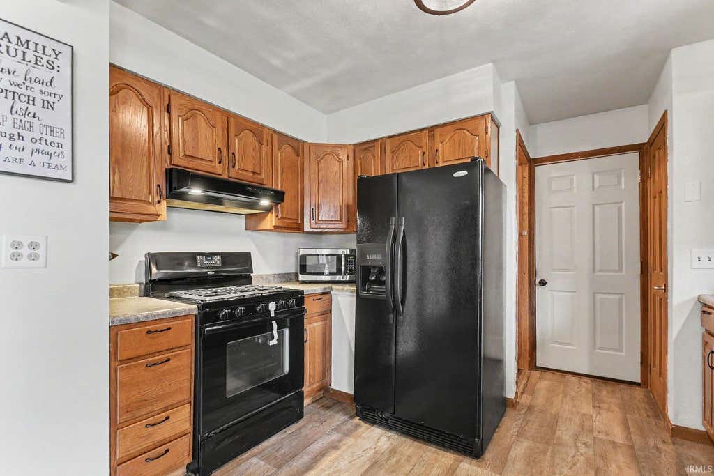 Photo of 25751 Lily Creek Drive, Elkhart, IN 46514 (MLS # 202635308)