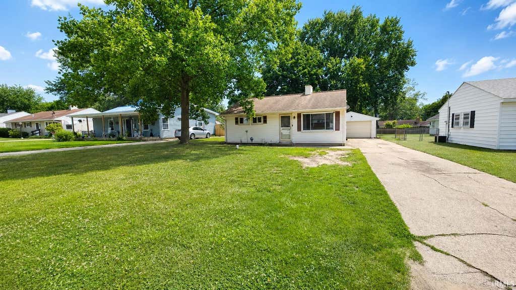 Photo of 19680 Southland Avenue, South Bend, IN 46614 (MLS # 202627834)