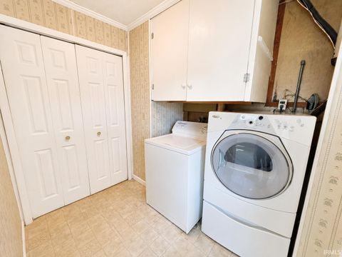 Tiny photo for 19680 Southland Avenue, South Bend, IN 46614 (MLS # 202627834)