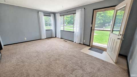 Tiny photo for 19680 Southland Avenue, South Bend, IN 46614 (MLS # 202627834)