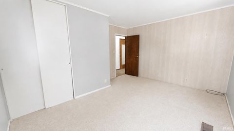 Tiny photo for 19680 Southland Avenue, South Bend, IN 46614 (MLS # 202627834)