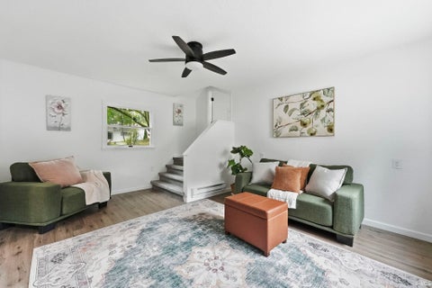 Tiny photo for 3240 W Shoreline Drive, Columbia City, IN 46725 (MLS # 202632572)
