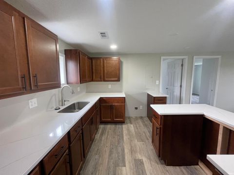 Tiny photo for 2417 N Calumet Street, Kokomo, IN 46901 (MLS # 202611515)