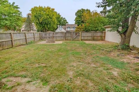 Tiny photo for 4302 Oak Hill Drive, Lafayette, IN 47909 (MLS # 202643008)