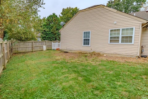 Tiny photo for 4302 Oak Hill Drive, Lafayette, IN 47909 (MLS # 202643008)