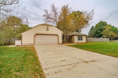 Tiny photo for 4302 Oak Hill Drive, Lafayette, IN 47909 (MLS # 202643008)