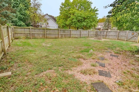Tiny photo for 4302 Oak Hill Drive, Lafayette, IN 47909 (MLS # 202643008)