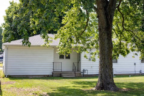 Tiny photo for 306 N Holland Street, Muncie, IN 47303 (MLS # 202627576)