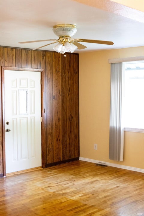 Tiny photo for 306 N Holland Street, Muncie, IN 47303 (MLS # 202627576)