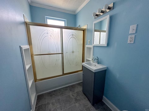Tiny photo for 306 N Holland Street, Muncie, IN 47303 (MLS # 202627576)