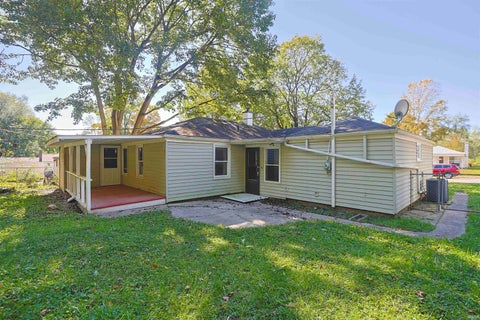 Tiny photo for 2616 Woodmont Drive, South Bend, IN 46614 (MLS # 202643649)