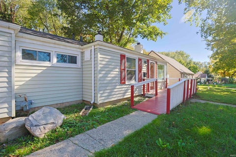 Tiny photo for 2616 Woodmont Drive, South Bend, IN 46614 (MLS # 202643649)