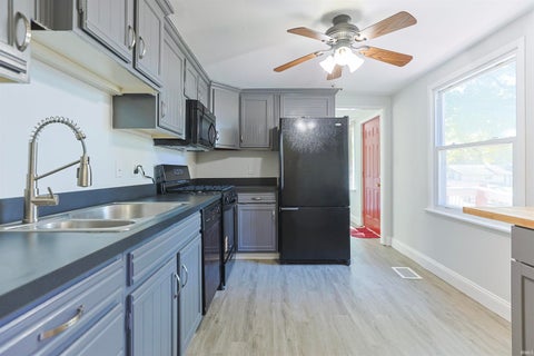 Tiny photo for 2616 Woodmont Drive, South Bend, IN 46614 (MLS # 202643649)