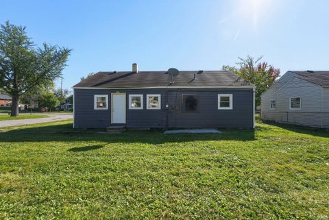 Tiny photo for 555 E Rudisill Boulevard, Fort Wayne, IN 46806 (MLS # 202643639)