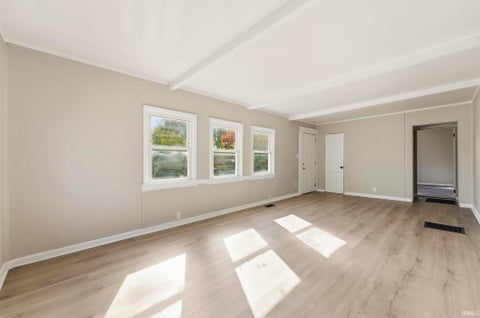 Tiny photo for 555 E Rudisill Boulevard, Fort Wayne, IN 46806 (MLS # 202643639)