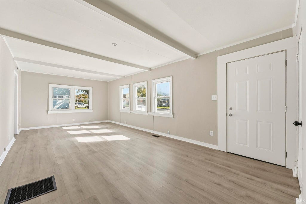 Photo of 555 E Rudisill Boulevard, Fort Wayne, IN 46806 (MLS # 202643639)