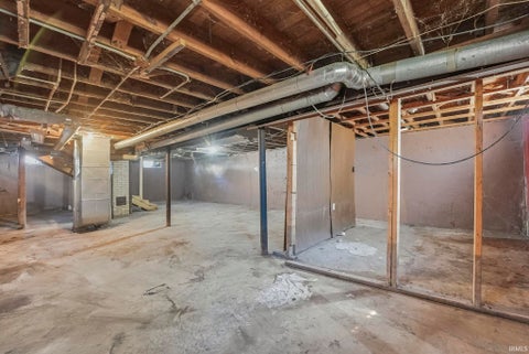 Tiny photo for 555 E Rudisill Boulevard, Fort Wayne, IN 46806 (MLS # 202643639)