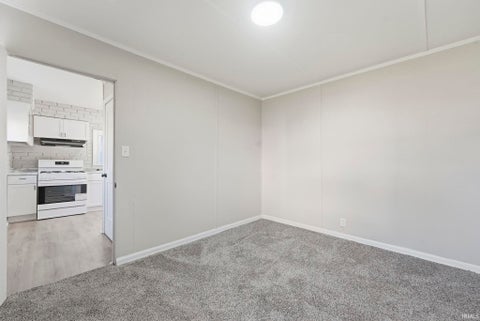 Tiny photo for 555 E Rudisill Boulevard, Fort Wayne, IN 46806 (MLS # 202643639)