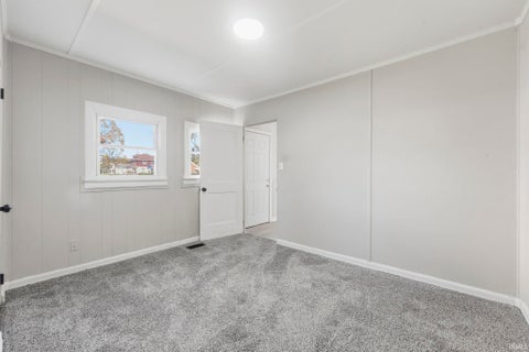 Tiny photo for 555 E Rudisill Boulevard, Fort Wayne, IN 46806 (MLS # 202643639)