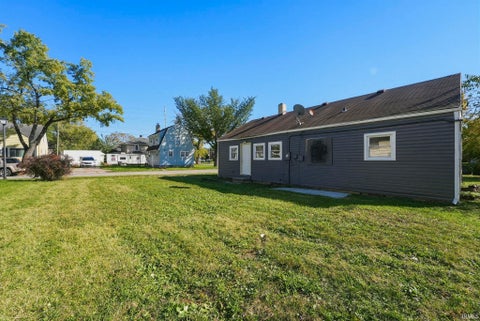 Tiny photo for 555 E Rudisill Boulevard, Fort Wayne, IN 46806 (MLS # 202643639)