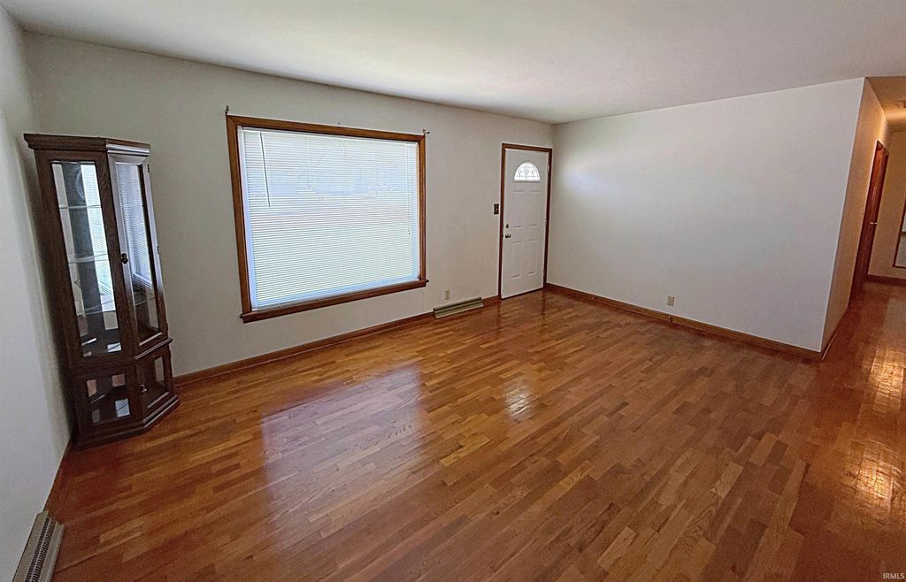 Photo of 1303 NE 4th Street, Washington, IN 47501 (MLS # 202616195)