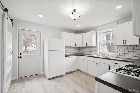 Tiny photo for 1810 N MARKET Street, Kokomo, IN 46901 (MLS # 202611341)