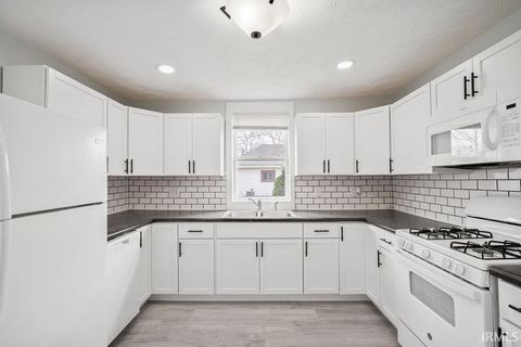 Tiny photo for 1810 N MARKET Street, Kokomo, IN 46901 (MLS # 202611341)