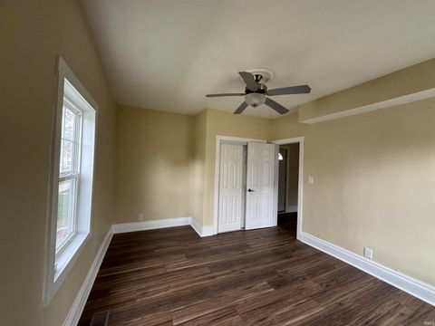 Tiny photo for 904 S Bell Street, Kokomo, IN 46902 (MLS # 202513963)