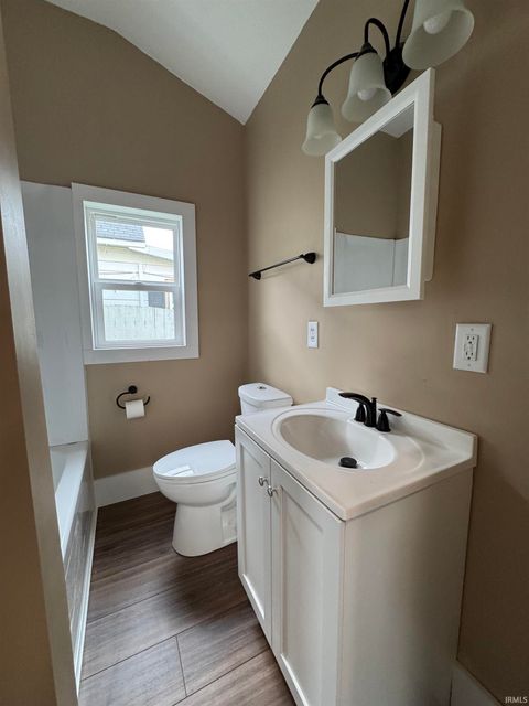 Tiny photo for 904 S Bell Street, Kokomo, IN 46902 (MLS # 202513963)