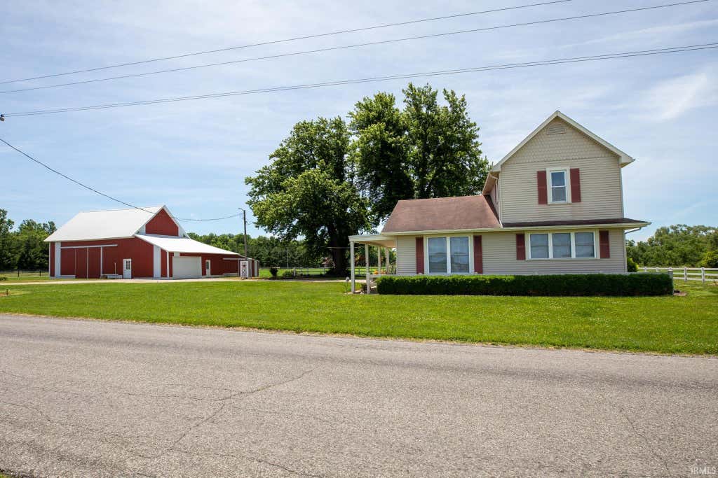 Photo of 1027 12Th Road, Bourbon, IN 46504 (MLS # 202625684)