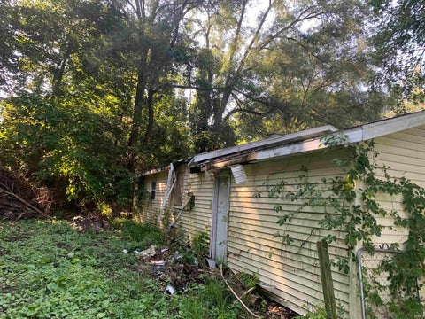 Tiny photo for 219 Kings Court, Mishawaka, IN 46544 (MLS # 202636761)