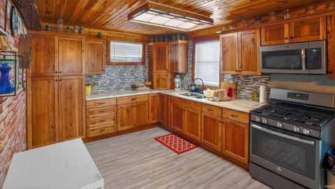 Tiny photo for 8079 N West Shafer Drive, Monticello, IN 47960 (MLS # 202613818)
