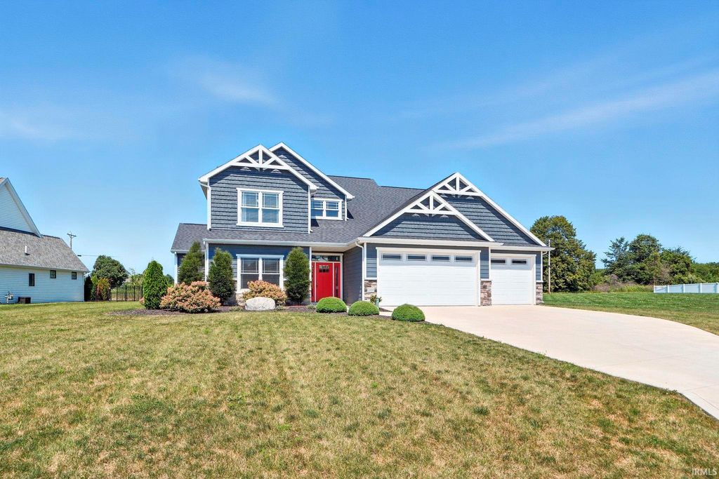 Photo of 2839 Costa Place, Fort Wayne, IN 46845 (MLS # 202547285)