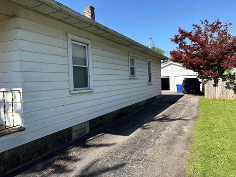 Tiny photo for 1131 S WASHINGTON Street, Kokomo, IN 46902 (MLS # 202617615)