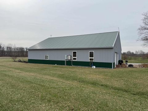 Tiny photo for 4175 N 925 E, Logansport, IN 46947 (MLS # 202609273)