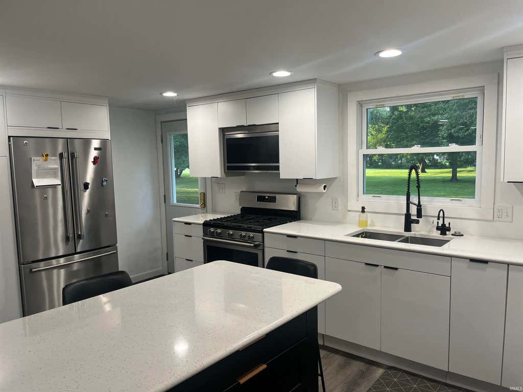 Photo of 16410 County Road 42 Street, Goshen, IN 46526 (MLS # 202634730)