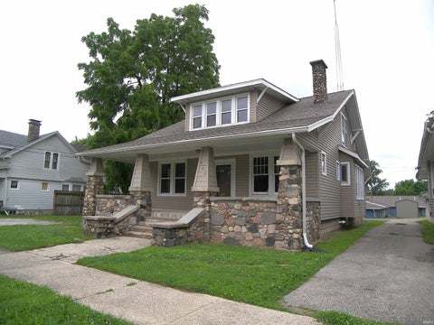 Photo of 506 S Detroit Street, Warsaw, IN 46580 (MLS # 202624637)