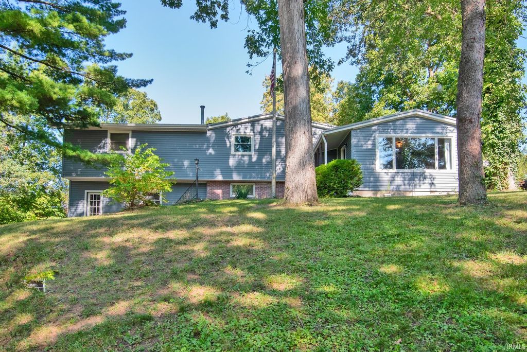 Photo of 11818 N Roanoke Road, Roanoke, IN 46783 (MLS # 202536456)