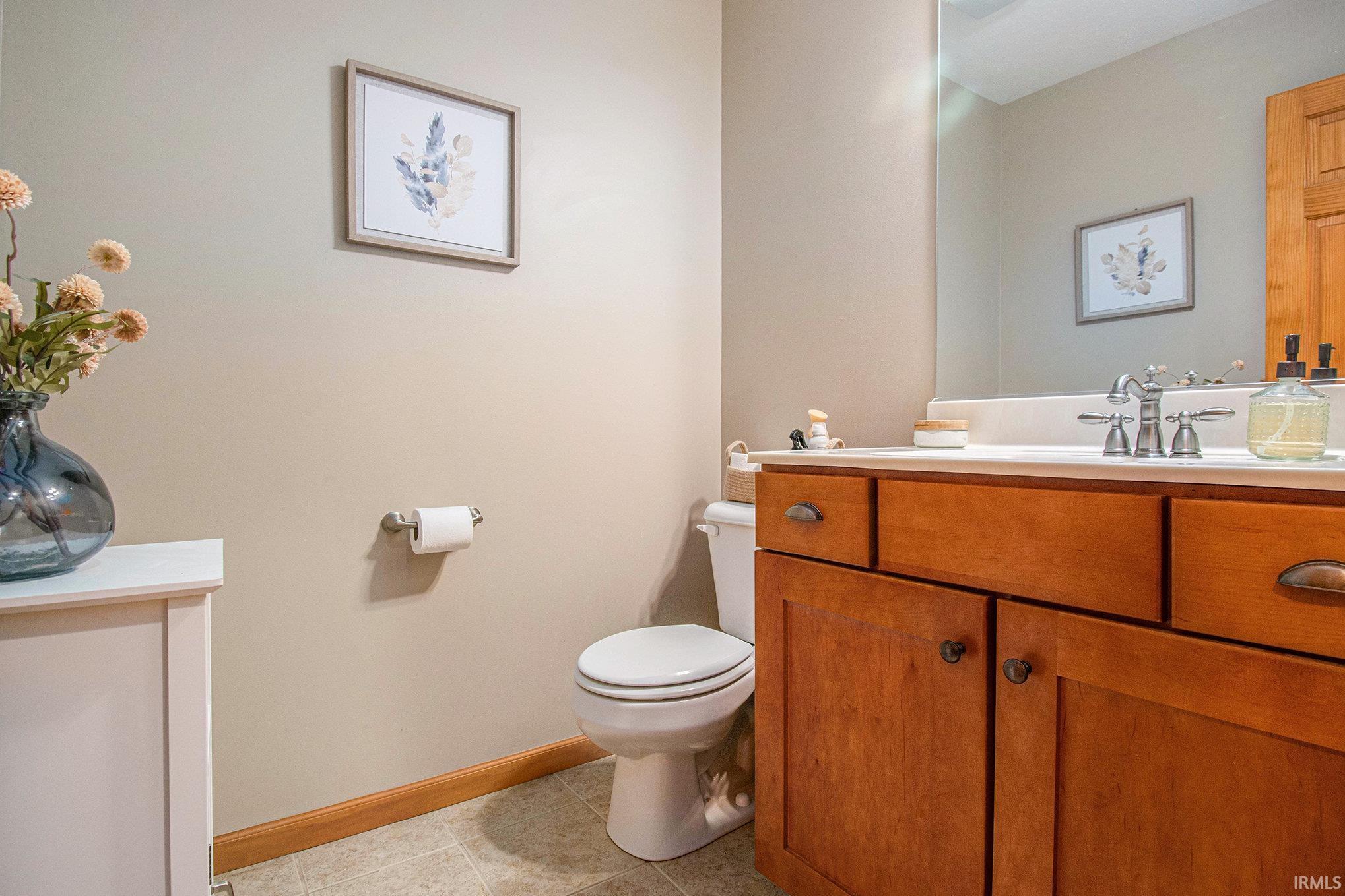 Warsaw, Indiana 46580, United States, 4 Bedrooms Bedrooms, ,4 BathroomsBathrooms,Residential,Active,160194