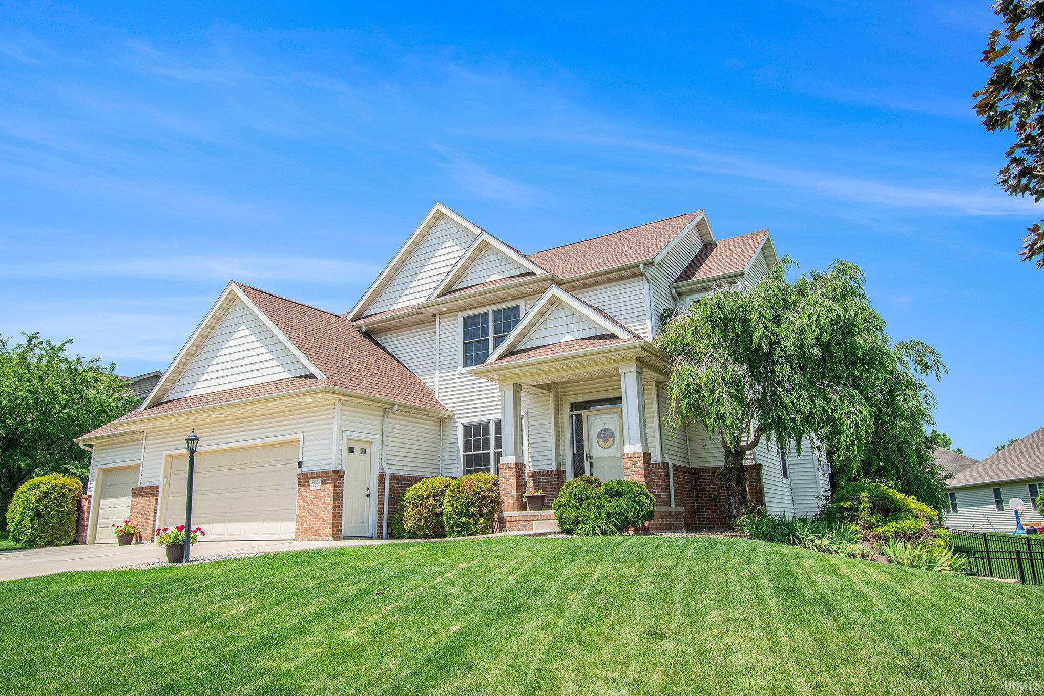 Warsaw, Indiana 46580, United States, 4 Bedrooms Bedrooms, ,4 BathroomsBathrooms,Residential,Active,160194