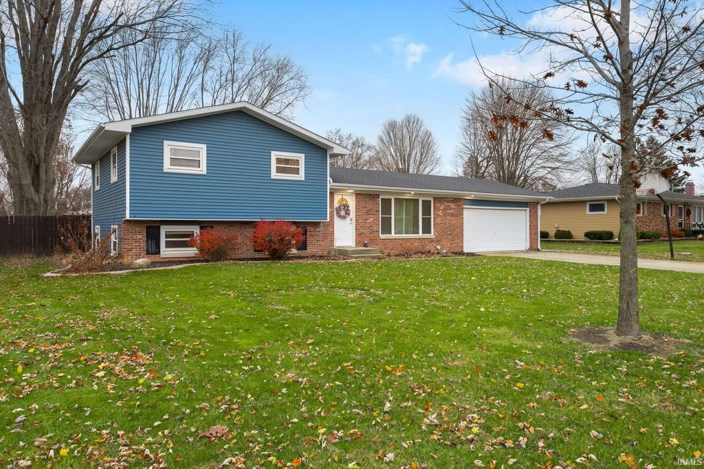 Photo of 13 Meadow Lane, Goshen, IN 46526 (MLS # 202547776)