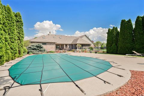 Tiny photo for 4723 Glen Moor Way, Kokomo, IN 46902 (MLS # 202613906)