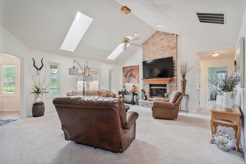 Tiny photo for 4723 Glen Moor Way, Kokomo, IN 46902 (MLS # 202613906)