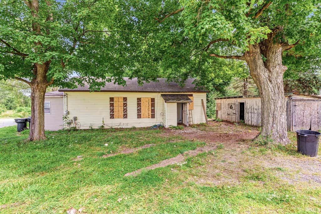 Photo of 203 Michigan Street, Walkerton, IN 46574 (MLS # 202630023)