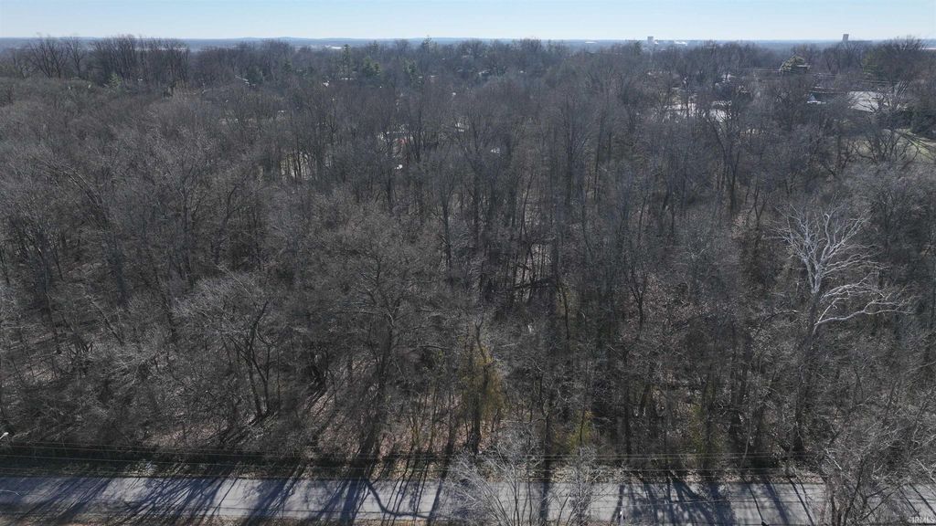 Photo of 323 Hesmer Drive #7, Evansville, IN 47711 (MLS # 202546124)