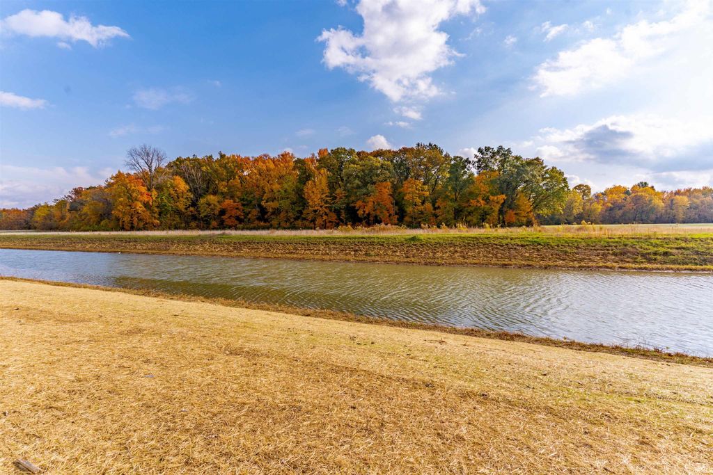 Photo of 1501 Eli Drive, Evansville, IN 47711 (MLS # 202545425)