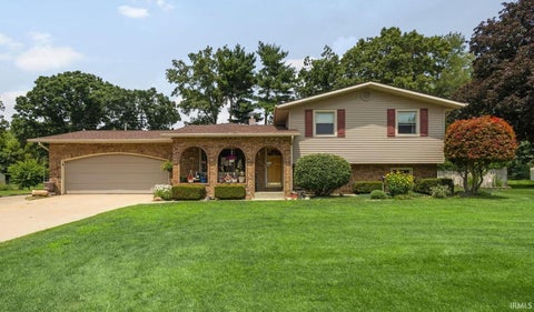 Photo for 52526 Farmingdale Drive