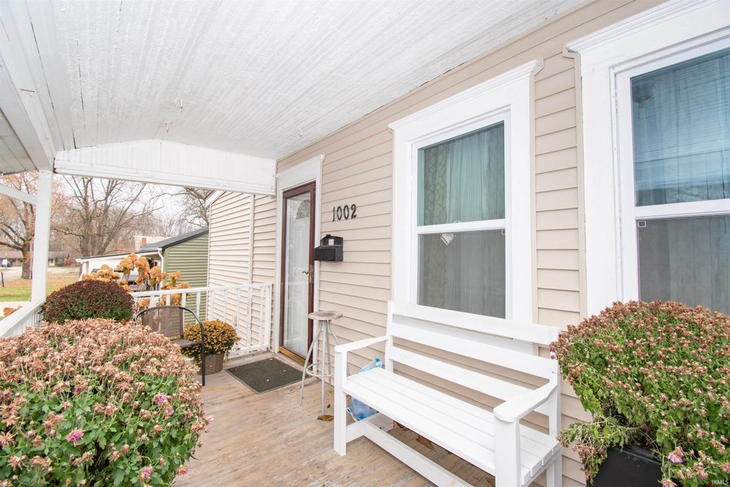 Photo of 1002 Moyer Street, Kendallville, IN 46755 (MLS # 202547089)